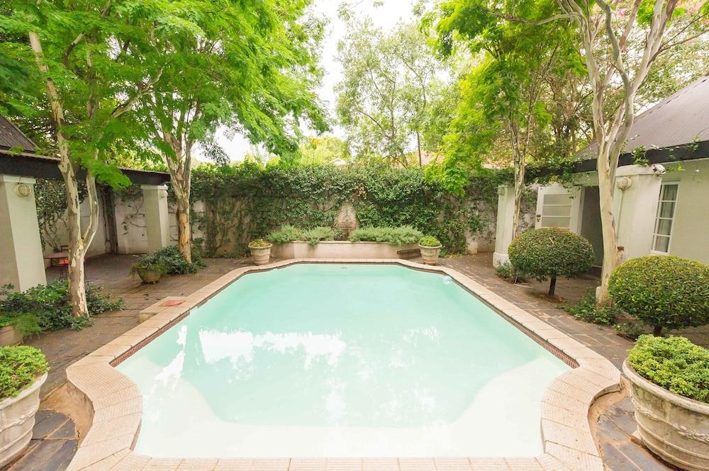 Osborne House Hotel Pretoria Exterior photo